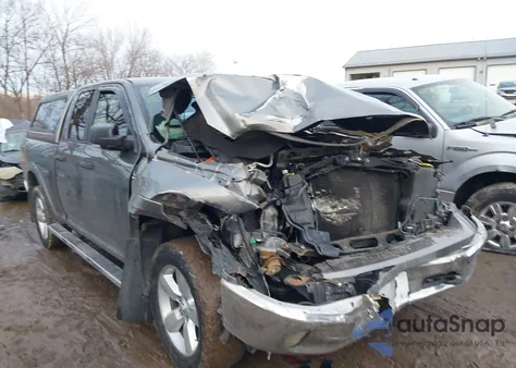 2013 Ram 1500 Outdoorsman из США, поврежденный, VIN 1C6RR7GT4DS584913